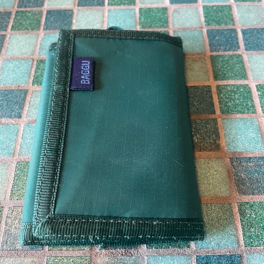 teal baggu wallet